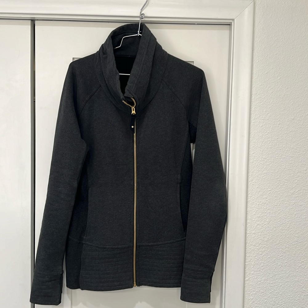 Lululemon Radiant Jacket II Mock Neck Full Zip Pockets Thumbhole